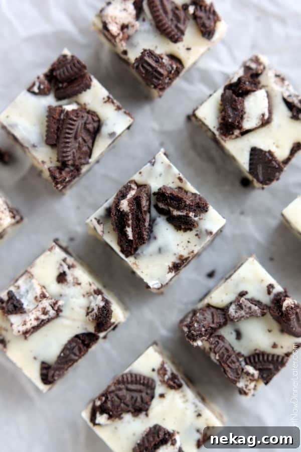 This Oreo Fudge whips up with only 3 ingredients! From DessertNowDinnerLater.com