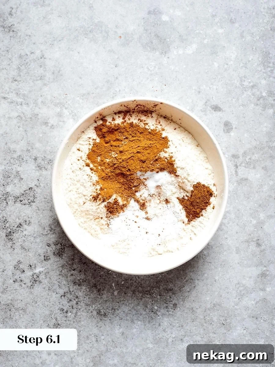 Warm cinnamon and clove give oatmeal cream pies their classic spiced, nostalgic personality in every bite.